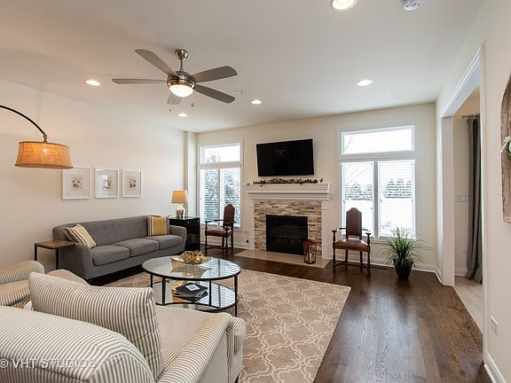 5th image of 16062 Penny Ln