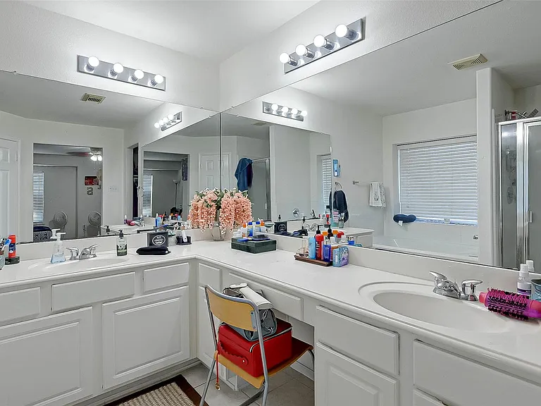 3822 Willow Stone Ct — Photo 11