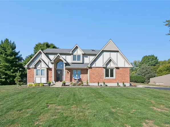 2616 N Liberty St, Independence, MO 64050