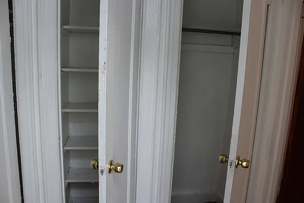 Rented by Premier Metro Realty Corp | media 22