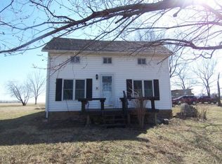 13869 Julinn Rd, Centerville, KS 66014