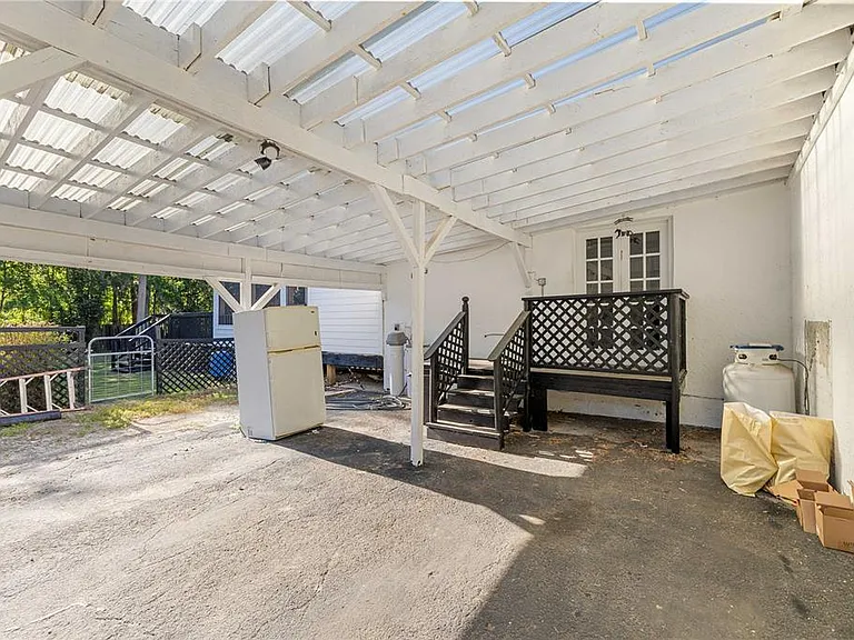 3821 SW 7th Avenue Rd — Photo 11