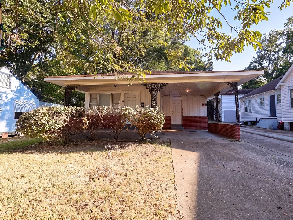 131 Lister St