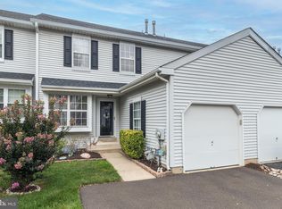 2427 Linksman Ln, Warrington, PA 18976