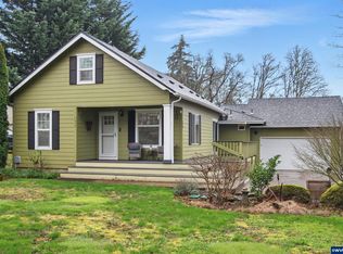 430 Eureka Ave, Silverton, OR 97381