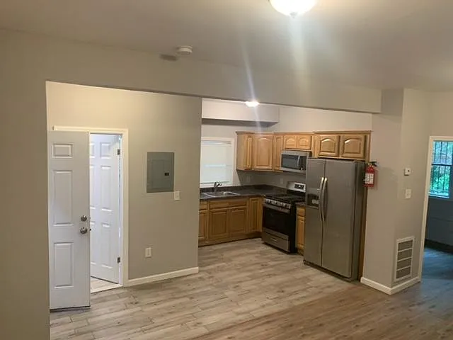 292 S 7th St #2 — Photo 15