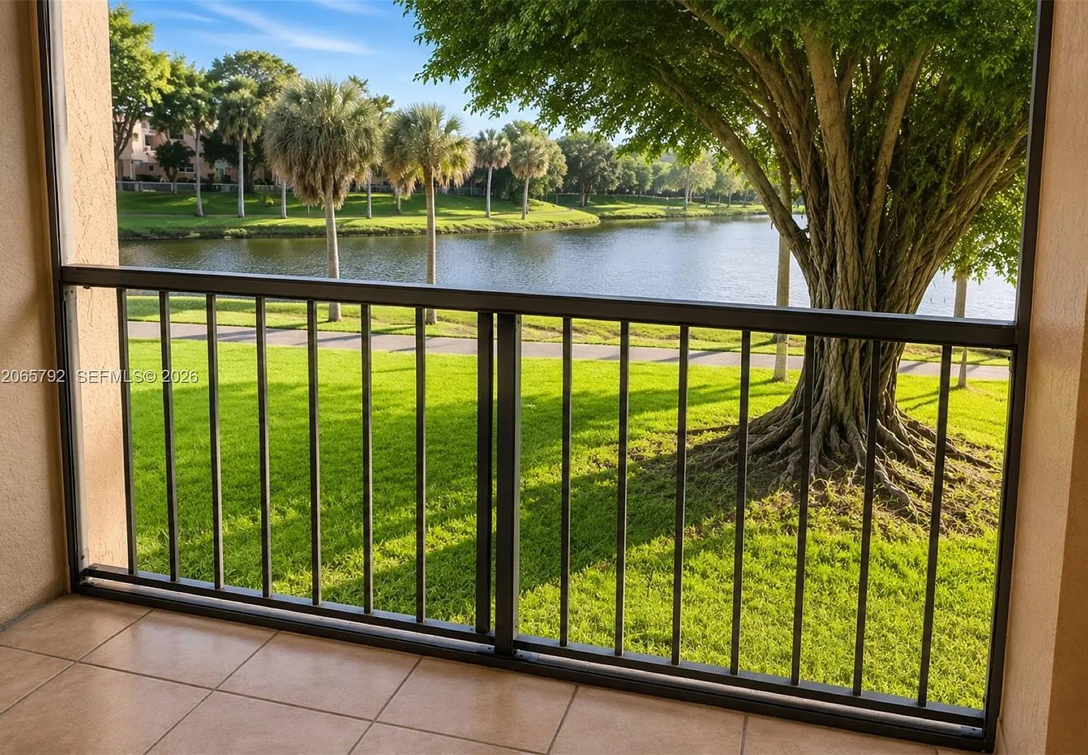 Hammocks Trails Condo — Photo 1
