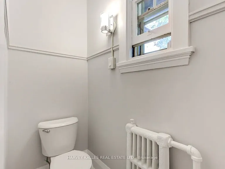 169 Balmoral Ave — Photo 20