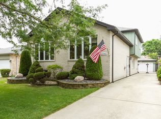 10940 S Avenue E, Chicago, IL 60617