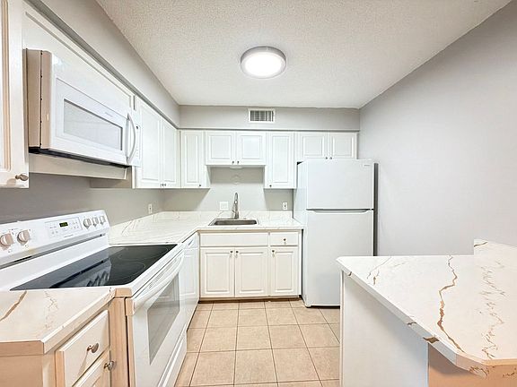 2nd image of 2309 Manatee Ave W #2311-2