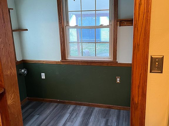 3rd image of 3134 Banksville Ave