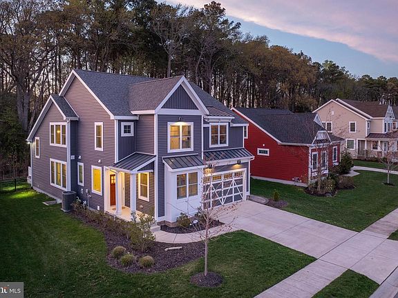 3rd image of 28246 Saratoga Ln