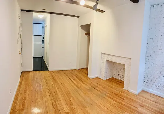 Rented by Sky Management | media 22