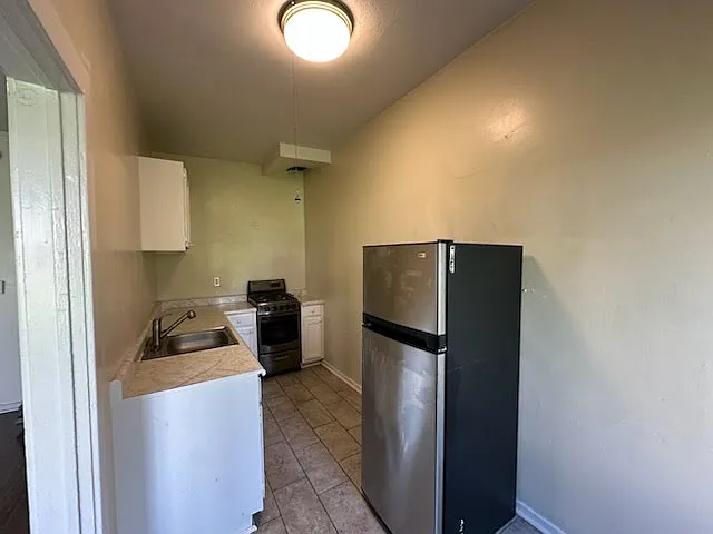631 Coronado Ter #3 — Photo 3