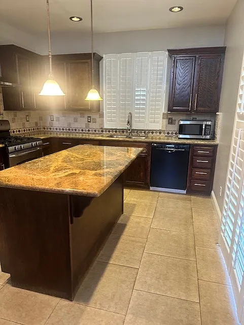 4712 Brookside Circle - 1 — Photo 3