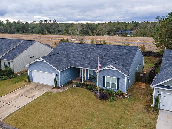 2nd image of 634 Brewer Dr