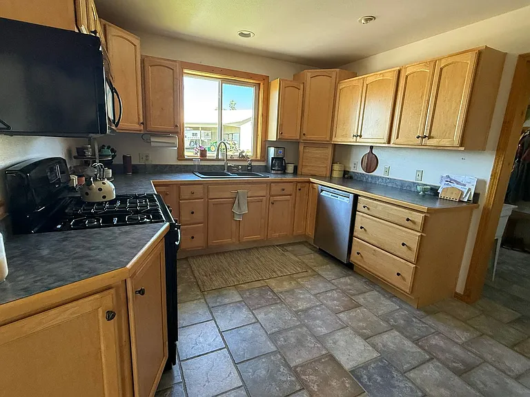 1206 Ambrose Creek Rd — Photo 43