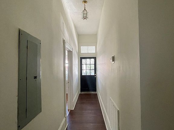 5th image of 215 W 38th St Unit A