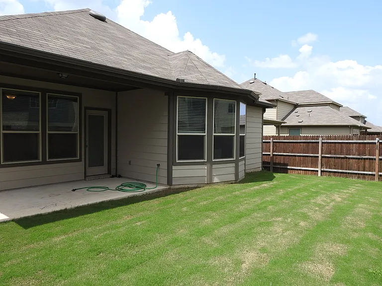 9903 Quercia Dr — Photo 21