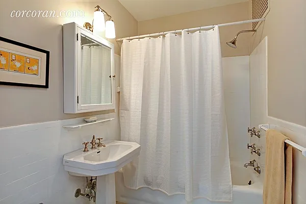 Rented by Corcoran | media 8