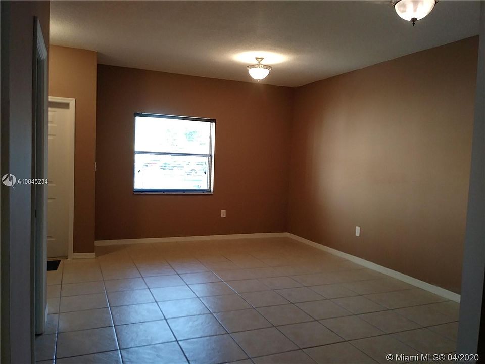1st image of 2314 SE 23rd Ave #2314