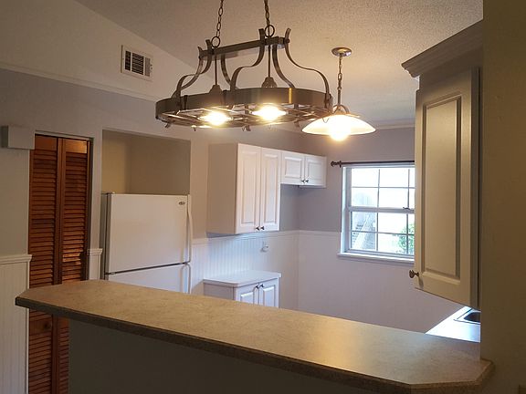 4th image of 203 S Orchard St APT 11D