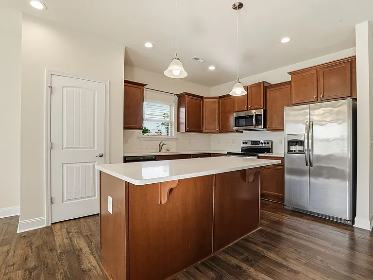 52 Woodwater Cir — Photo 13