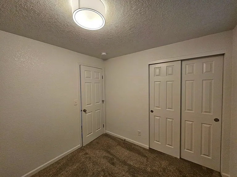 885 Creek Ct NW — Photo 14