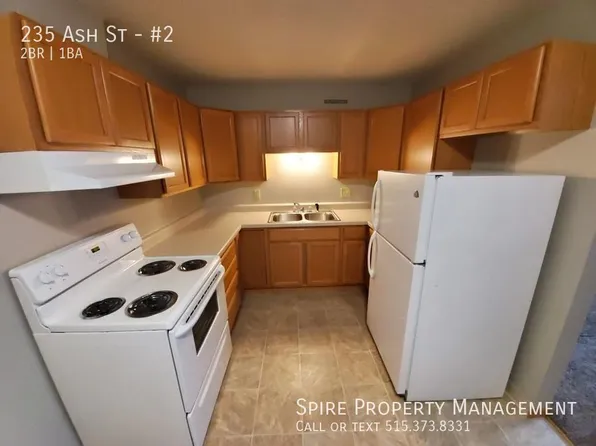235 Ash St APT 2, Carlisle, IA 50047