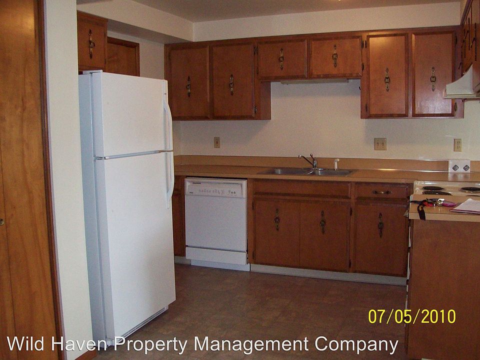 2nd image of 312 NE 24th St