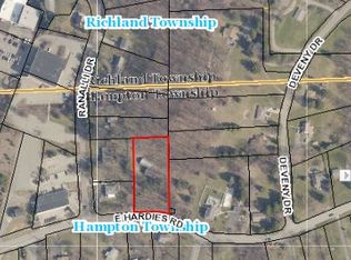 2931 E Hardies Rd, Gibsonia, PA 15044