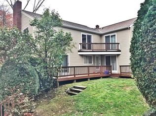208 Arrowhead Cir, Ashland, MA 01721