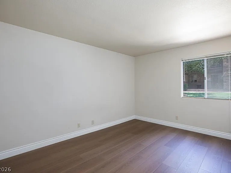 5081 River Glen Dr #127 — Photo 16