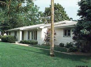 28323 E Valley St, Valley, NE 68064