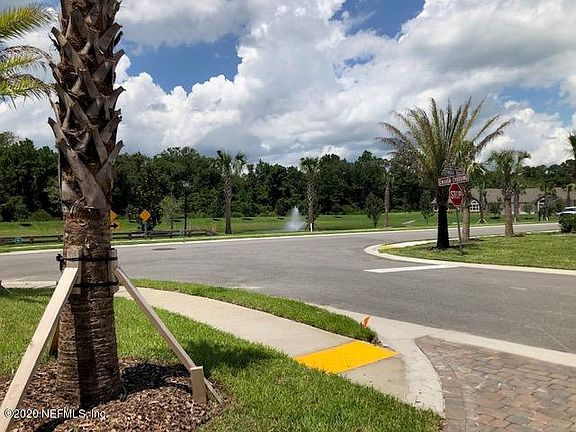 3rd image of 131 Calusa Crossing Dr #A