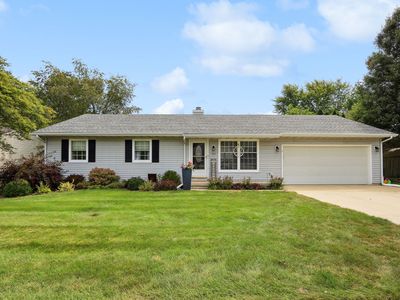402 Crestwood Dr, Saint Joseph, IL, 61873
