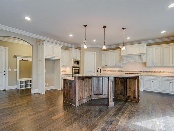 5th image of 4714 Deer Creek Ct