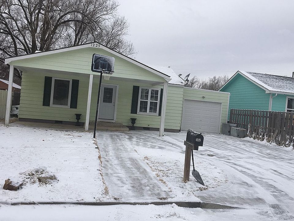 2nd image of 1225 N Lorraine Ave