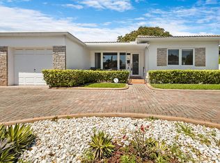 1555 71st St, Miami Beach, FL 33141