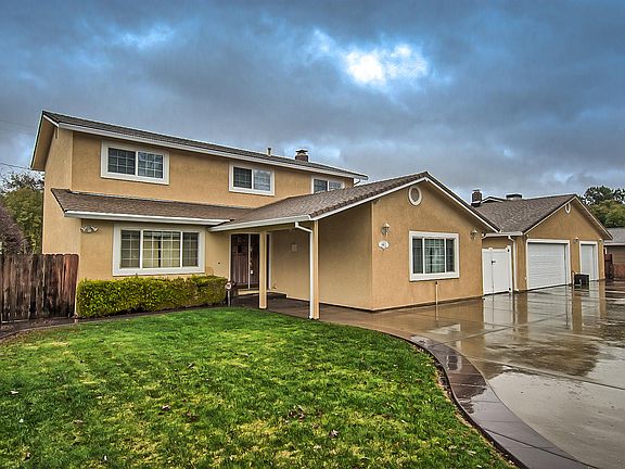 2nd image of 662 Loma Vista Dr