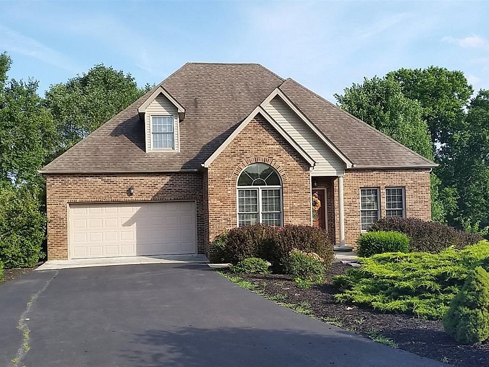 1st image of 205 Diamond Ct