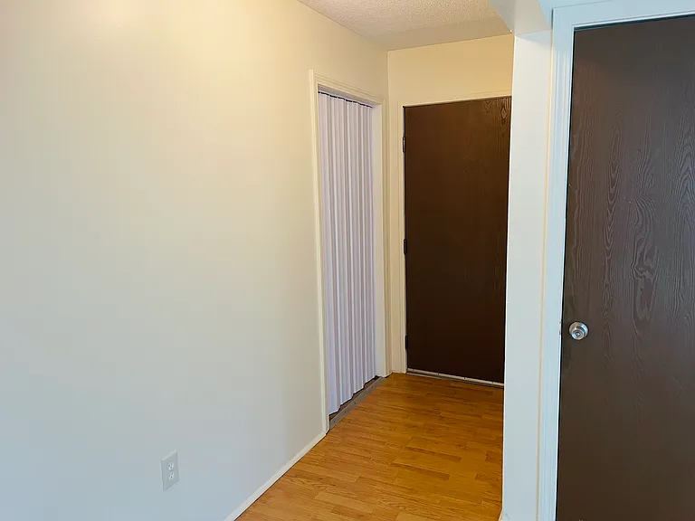 27 Maple Ave #2 — Photo 15