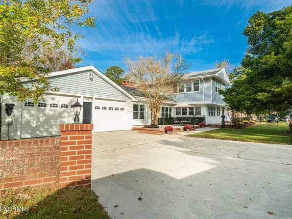 2613 Mayberry Loop Road, Morehead City, NC 28557