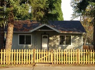 302 Broadway St, Rogue River, OR