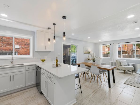 204 Webster St NE APT 1