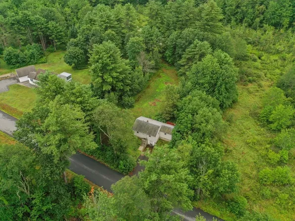 379 Whitney St, Gardner, MA 01440