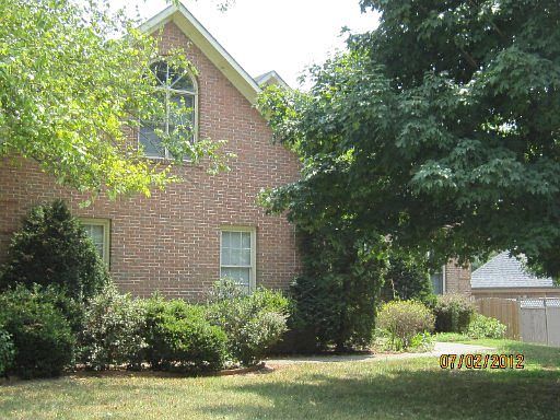 1st image of 10702 Eagle Glen Dr