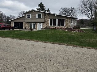 236 Donelda Ln, Rockford, IL 61102