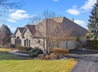 1217 Bridget Ct, Fontana, WI 53125