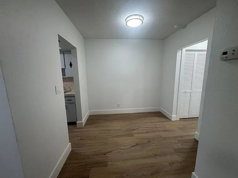 2822 Van Buren St — Photo 9